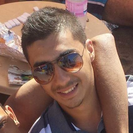 Etudiant en fac De DRoit a Alger ♥