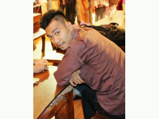 hadapi dengan senyuman