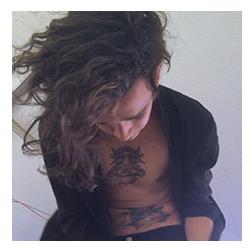 i gave u a free follow so please follow @1975hauntbed for me