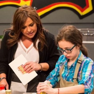 Season 2 contestant of Rachael VS Guy kids cookoff! And I slightly obsess over llamas and Black Sabbath. ROCK ON✌️