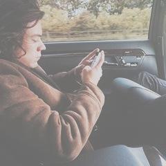 Follow @nialllukeharry ! She will follow back :)
