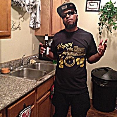 LIBRA GANG ....SUMWER N DA #SIPP COOLIN...STRAIGHT UP KUNTRY BOI!! BALD HEAD BEARD GANG SHAWTY!!!