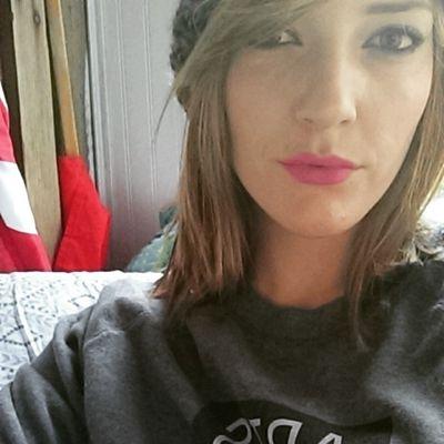 ClairKunze's profile picture. Freelance: model, actress, makeup artist. instagram: @clairkunze