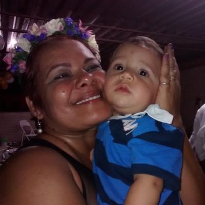... Os velhos preconceitos de cor, de classe, de família. O tempo, velho tempo que passou, nivelou muros e monturos. Remarcou dentro de mim...