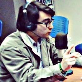 NACI PARA COMUNICAR • Artista • Locutor • Estudiante de Comunicacion Social • Musico •  Soñador • VENEZOLANO
