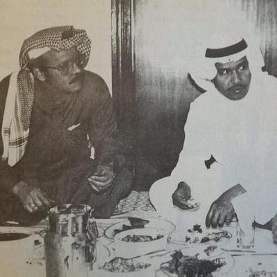 مُحبة للشعر واتذوق الجميل منّه.