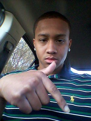 Me and all my niggas we gone make it fuck anybody who hating 'ss Rest up decter
