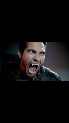 i love the movie Teen Wolf. Exeptley the twins derek and scott and styles