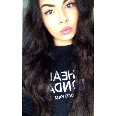 Instagram; sabrinaraw