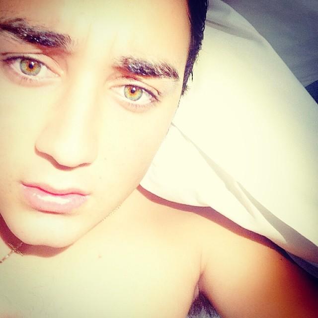 Sigueme, podemos compartir muchas cosas, ademas soy fan de 3 Kevin Ortiz Medina. Mario Bautista, Sebastian Villalovos,Etc Sigueme y te sigo ;)