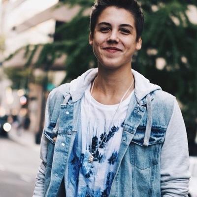 ~ looking for a star that can hold my wishes ~ Ricky/6 | Jake followed and Teen Hoot 9/14/14 | Dylan followed 10/28/14
