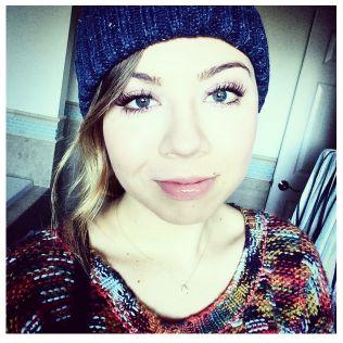 @jennettemccurdy I love you so much :3