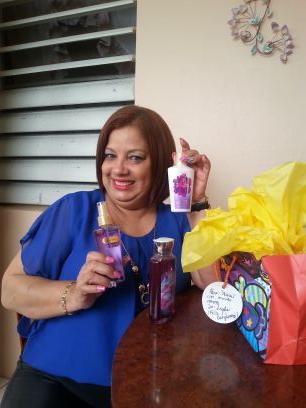 HOLA....SOY NOEMI.....
