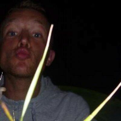 uztantoren366's profile picture. 