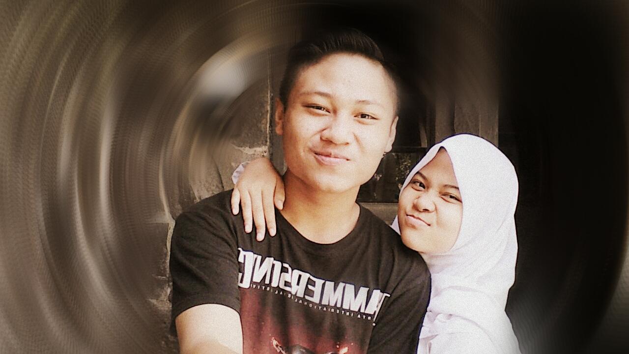 YogaputraSD's profile picture. Drummer Player for @SlummdogPP_ family topi miring crew ! Skil kami bermusik ! Dan bukan mengusik ;)