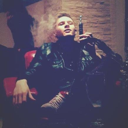 Denchik777777's profile picture. http://t.co/dbERzEPV6G го в друзья в VK ★ДОНЕЦК★ Отпишусь от тех кто на меня не подписался взаимно:( подпишись;(