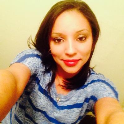 jaslo23_andrea's profile picture. 