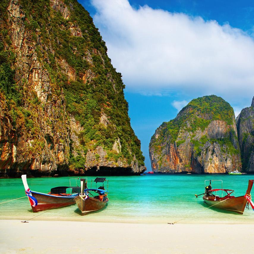 Hi, I'm the resort editor for http://t.co/IArwQp6ZmH. I follow all news regarding tropical resorts. Follow me and our main account @DestinationLux