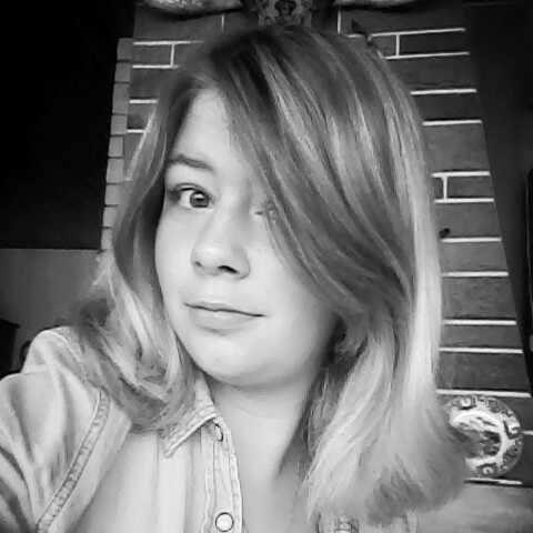 my fav youtubers:♥chris collins♥crawford collins♥joe sugg ❤they are life❤bryce hall and james neese  are my bae's♥my fav band is 5sos~