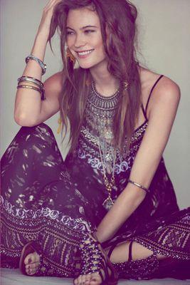 If you are a naturally bitchy person do not bitch at me~Alessandra Kayden James Xxx Directioner~Belieber~Marooner Behati is the queen