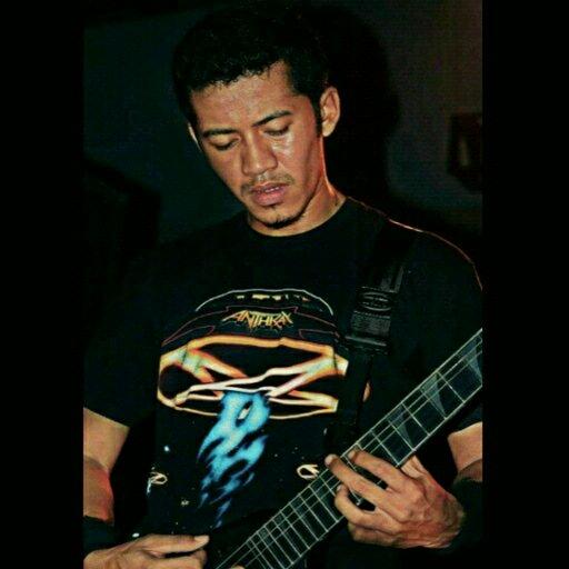 Guitarist of @NEMESIS_id | backTraveLpack'ing