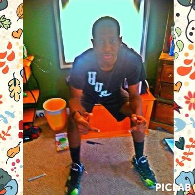 instagram: askaboutquan [go follow] snapchat: daquawn_943