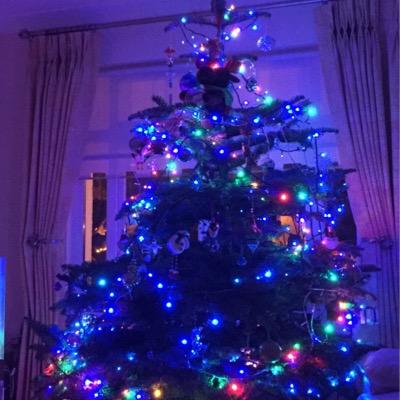 Ro_Gillian's profile picture. Follow me and I will follow you. Love good quality TV Movies and music. Interested in current affairs and learning about different cultures