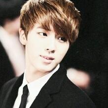 [RP IND] Bangtan Boys vocal and baby face, chef de cozinha nas horas vagas. Taehyung and Jimin fiotes ♥ Kook nenezo