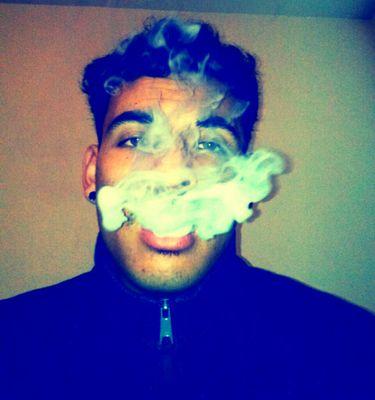 (909) to Dallas Tx 
20 yrs old 
5hunnit GwapGang
R.i.P Bubba Kam
Dmac500 music