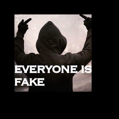 Facebook Ryan Santoe insta Ryan Santoe