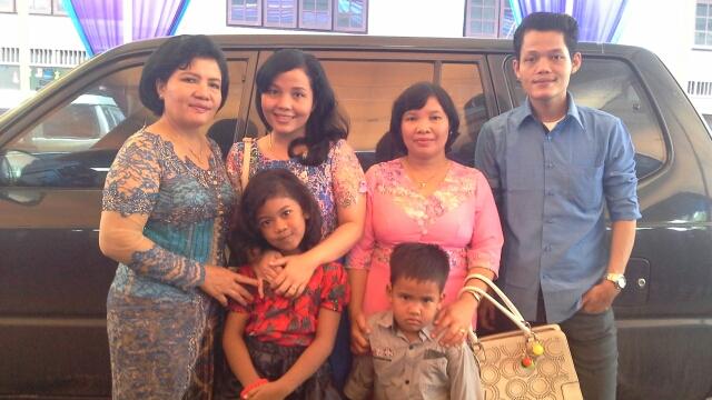 nive_rako's profile picture. Love Papa JC|Actually I love being scientist|But now I through my life as a Head of QC Bakmi GM| Love My Bee|Love Nababan's Family|#RR