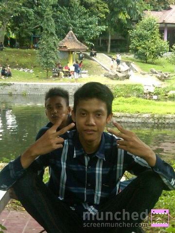 Muslim || SMKN 1 Udanawu Blitar || Mention for follback :)