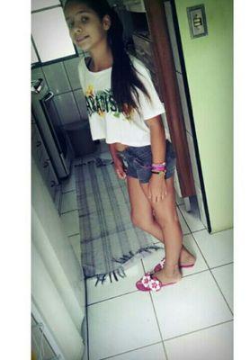 239bda99d3134d6's profile picture. karol