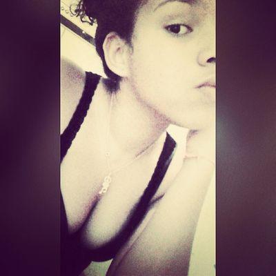 ♬→♡ eu vou dizer pra ela , que ela e a luz q me trás paz♪