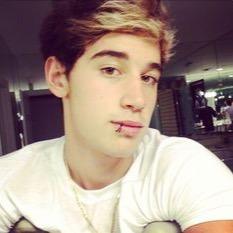 Luk3Brooksxx's profile picture. Luke Brooks, I have Two Brothers Beau and My Twin Jai Brooks. And then my two weird friends. #Engaged to my sexy girl @MadisonBccrxx