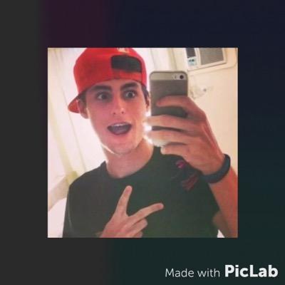 fc dedicado ao @rezende_evil grande youtuber ❤️