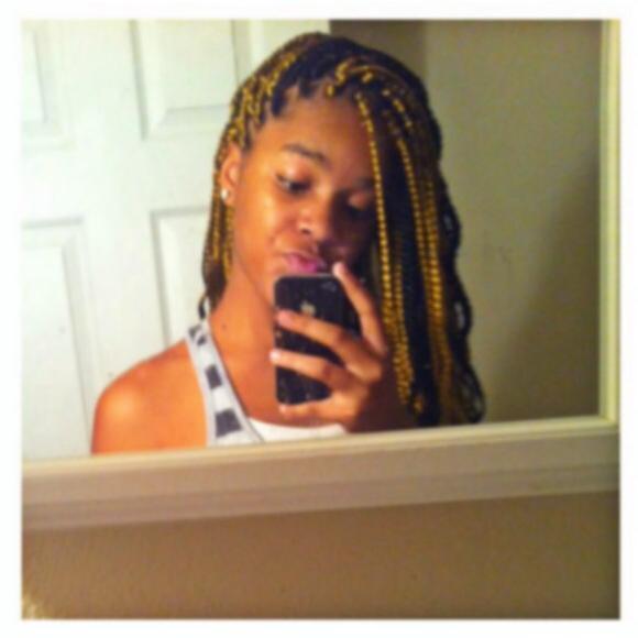 follow me on IG // @__tiahhh