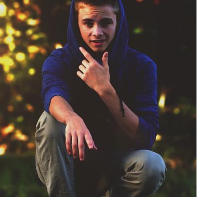 corbynscookie's profile picture. proud bessonator in the corbynation