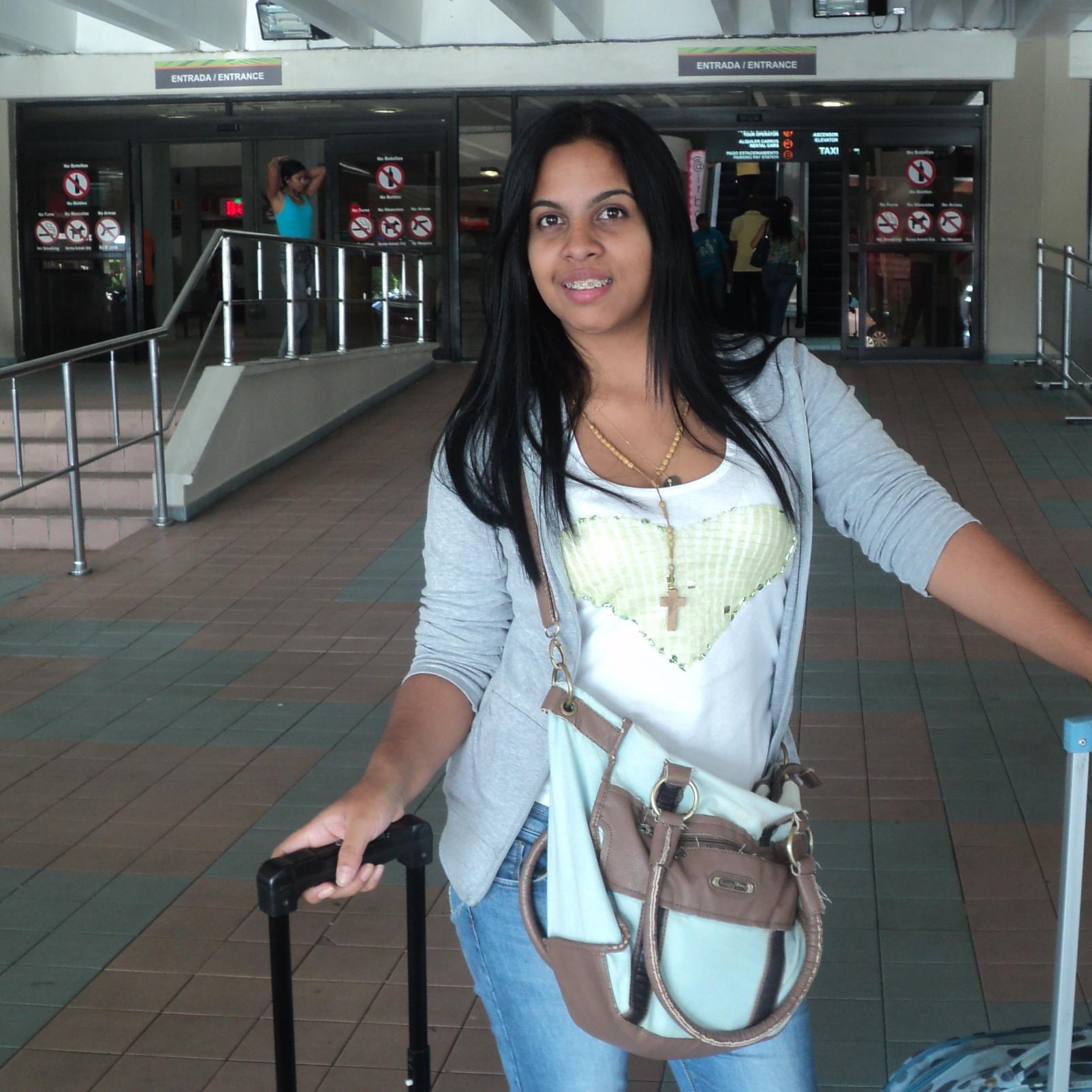 enamorada de mi vida y esforzándome cada dia para ser mejor madre y ser humano 100% venezolana