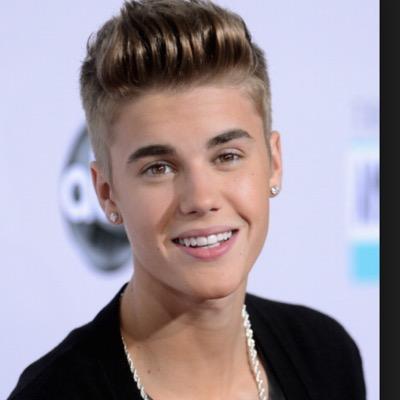 I love Justin Bieber I wish i could go see him