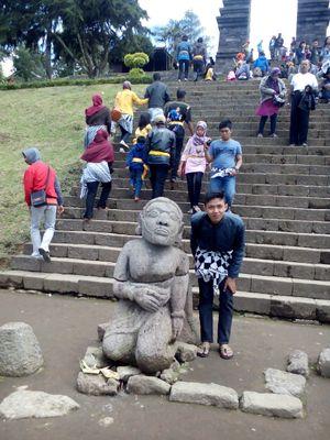 khuzainulrh's profile picture. #KITAPERSEBAYA