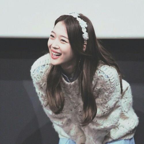 (( k.a valey )) ✖ f(최진리)'s duplicate ✖ fabulous since ©1994