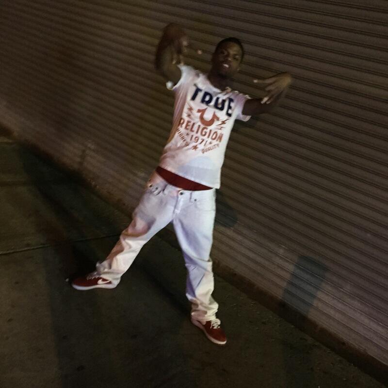 #SaneGang Lifestyle #GetItGang💸🏃🏾‍♂️ Get It Bussin 💥💥🔫 #KMG😇 #LongLiveLoso&Lydelle😇 L💤🆙 King of Kings🦁