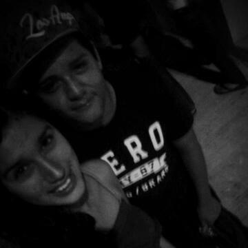 hola sonrriele ala vida y asla sentir vien coontigo se cool  dios te pone pruebas dificiles, pero no imposible #Smile