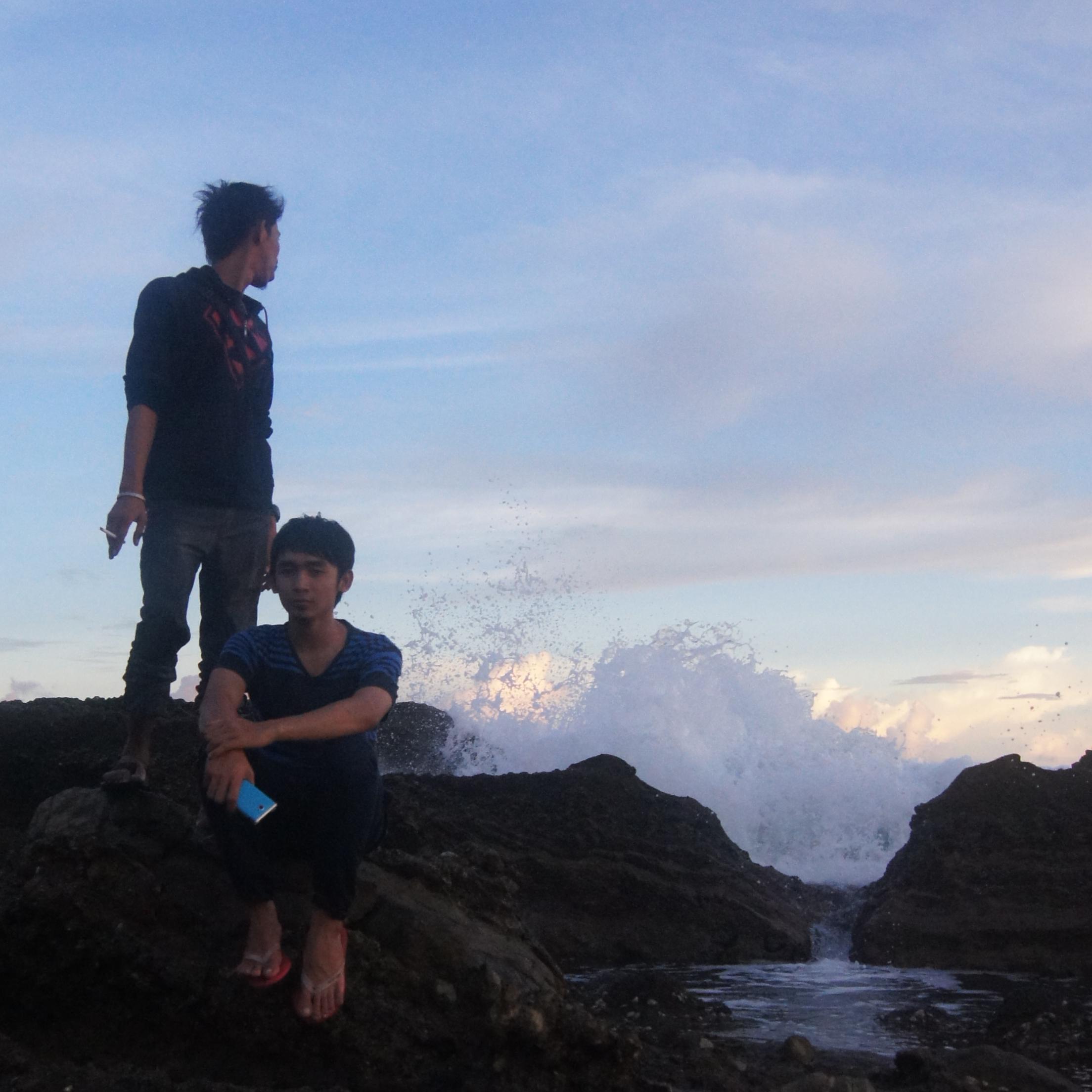 NgoVhic's profile picture. With Alone