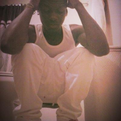 Riorio757's profile picture. living day by day