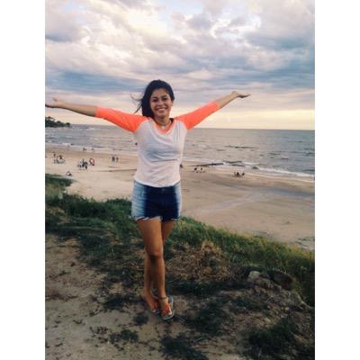 O segredo da longevidade é comer a metade, andar o dobro ,e rir o triplo .          - Provérbio Chinês    Nadineevangp Snap