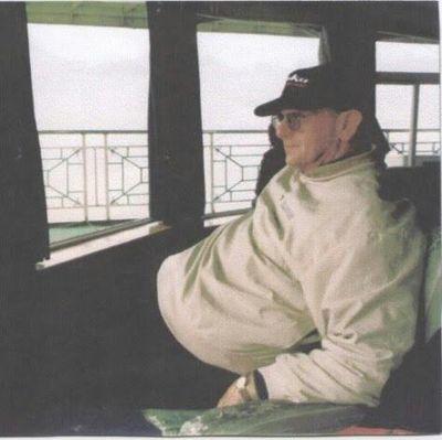 dickpow318's profile picture. Retired, Ford Motor Compeny, scoolled in almost everything, and a world traveler!