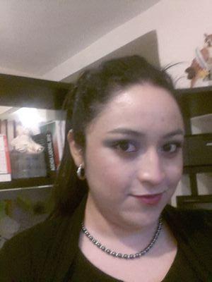 Abogada, cinefila, alegre, sociable, ser feliz es mi prioridad; Disfruto de tomar un buen café con muy buena compañía, amante del teatro, la danza y  el folklor