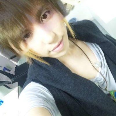 tony_sid's profile picture. I translate what @mao_sid and @shinji_sid say on Twitter. 
http://t.co/crlcDZD6rB
http://t.co/QJ6ZkCJnLE
http://t.co/JfcTxHi9Wx